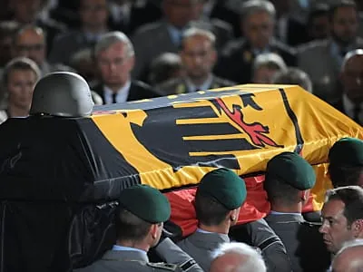 "Sie fehlen unserem Land"