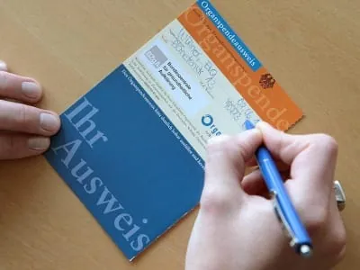 Parteien werben für mehr Organspenden