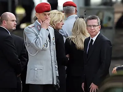 De Maizière: Bundeswehr zu einer Armee im Einsatz gewandelt