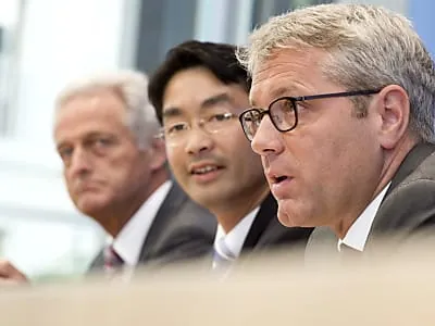 Kabinett billigt stufenweisen Ausstieg aus der Atomkraft