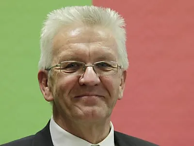 Kretschmann wirft Bahn Abweichung vom Schlichterspruch vor