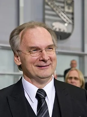 Haseloff für Neuausrichtung von Schulfächern