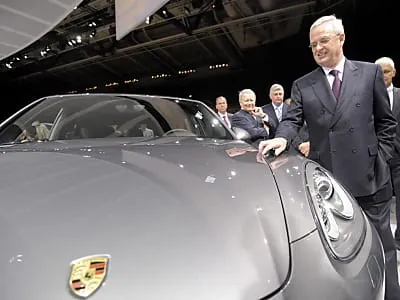 Geplante Verschmelzung von Porsche und VW sorgt für Unsicherheiten