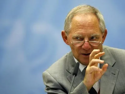 Schäuble will EZB angeblich Kompromiss im Griechenland-Streit anbieten