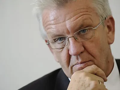 Kretschmann verurteilt Gewalt bei "Stuttgart 21"