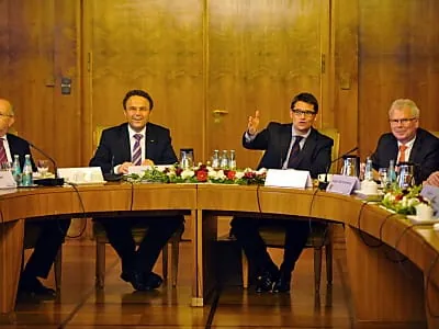 Innenminister dringen auf schnelle Lösung bei Sicherheitsgesetzen