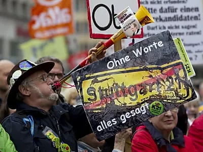 Schuldzuweisungen nach Eskalation der Gewalt bei "Stuttgart 21"