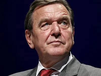 Schröder verweigert Aussage im Kirch-Prozess