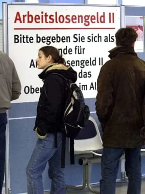 Regierung legt sich nicht auf künftigen Hartz-IV-Regelsatz fest