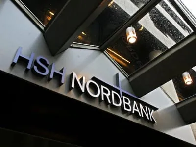 Zeitung: HSH Nordbank muss Gürtel noch enger schnallen