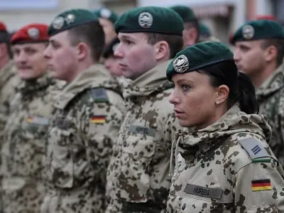 Wieker zufrieden mit Verlauf der Bundeswehrreform