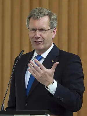 Wulff gegen Verklärung der DDR