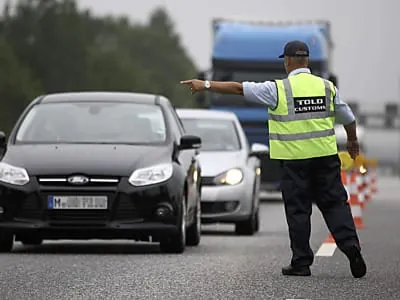 Dänen beginnen mit umstrittenen Grenzkontrollen