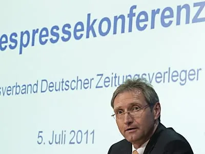 Zeitungen kämpfen mit Rückgang bei Anzeigen und Auflage