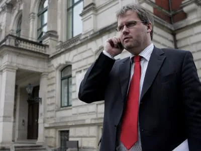 Bullerjahn für Drei-Länder-Fusion