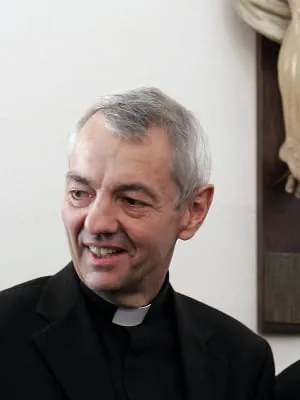 Erzbischof Schick fordert Umdenken in Rüstungspolitik