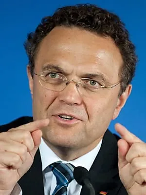 Friedrich beharrt auf Vorratsdatenspeicherung