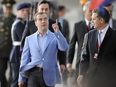 Bundeskanzlerin Merkel empfängt Präsident Medwedew