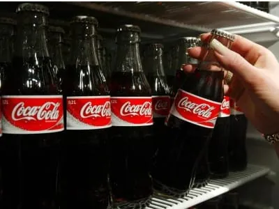 Coca-Cola wächst im ersten Halbjahr kräftig