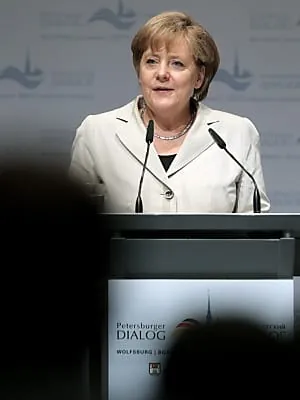 Merkel lässt sich vor Euro-Krisen-Gipfel nicht unter Druck setzen