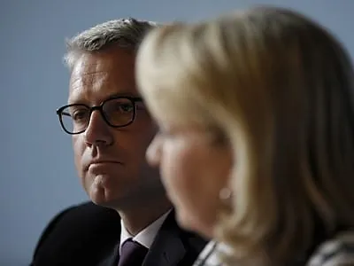 Kraft und Röttgen handeln "Schulfrieden" in NRW aus