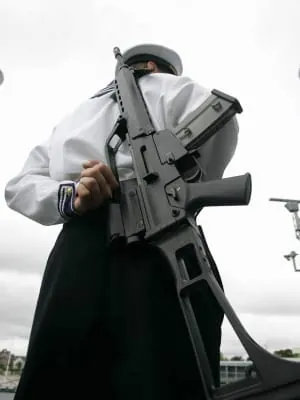 Auch Privatunternehmen dürfen deutsche Schiffe vor Piraten schützen