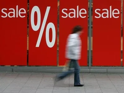 Einzelhandel startet Sommer-Rabatt-Finale