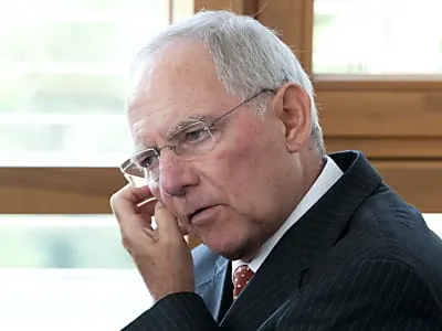 "Hoheitsrechte an die EU abgeben"