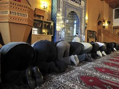 Großteil der türkischstämmigen Menschen in Deutschland fastet im Ramadan