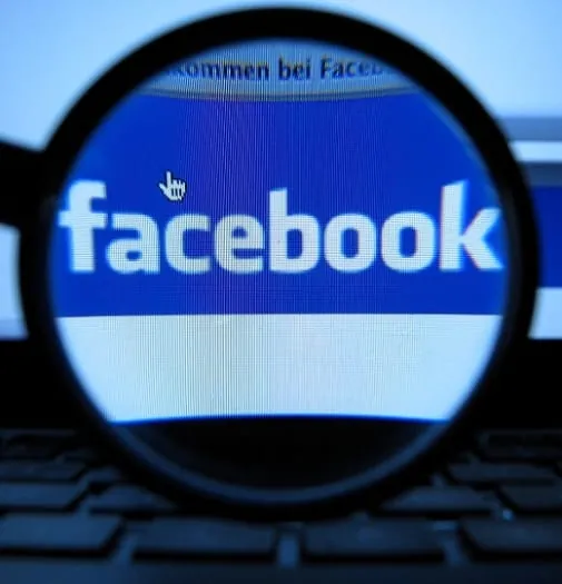 'Gefällt mir'-Button in der Kritik