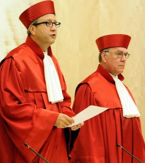 Karlsruhe billigt milliardenschwere Euro-Hilfen