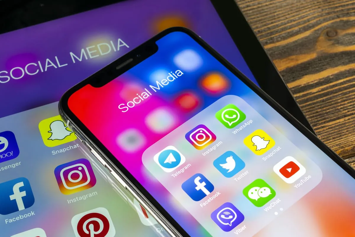 Altlasten entsorgen: Timeline-Pflege bei Social-Media & Co