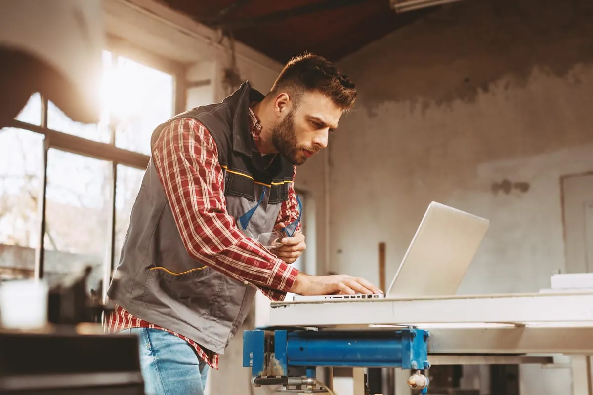 Jeder vierte Betrieb sieht Existenz durch digitale Plattformen bedroht