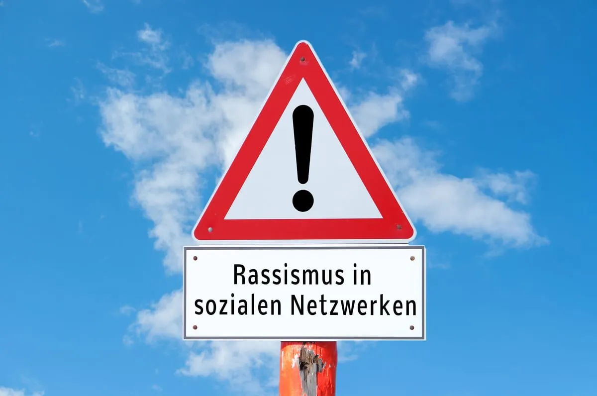 Was tun bei rassistischen Äußerungen eines Mitarbeiters?