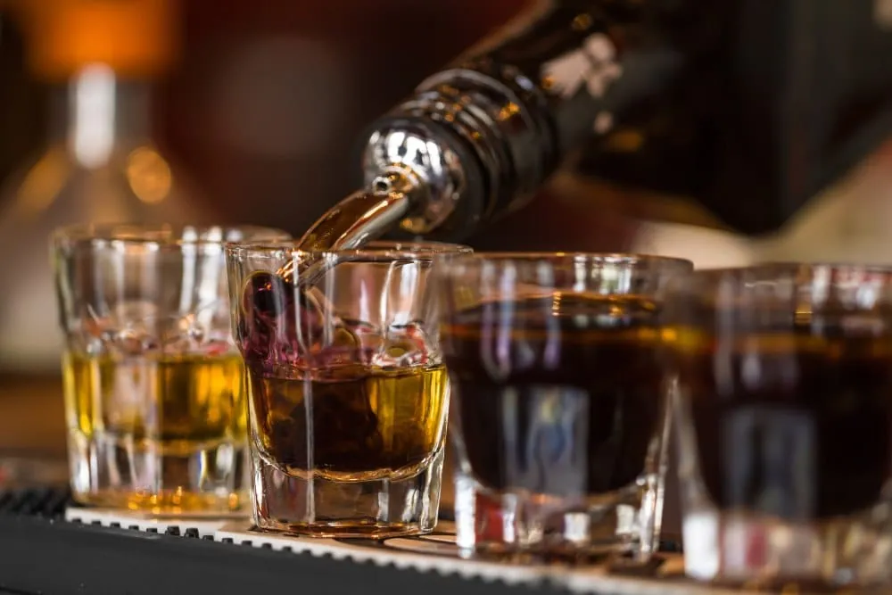 Arbeitsunfähig durch Alkohol: Entgeltfortzahlung greift trotzdem