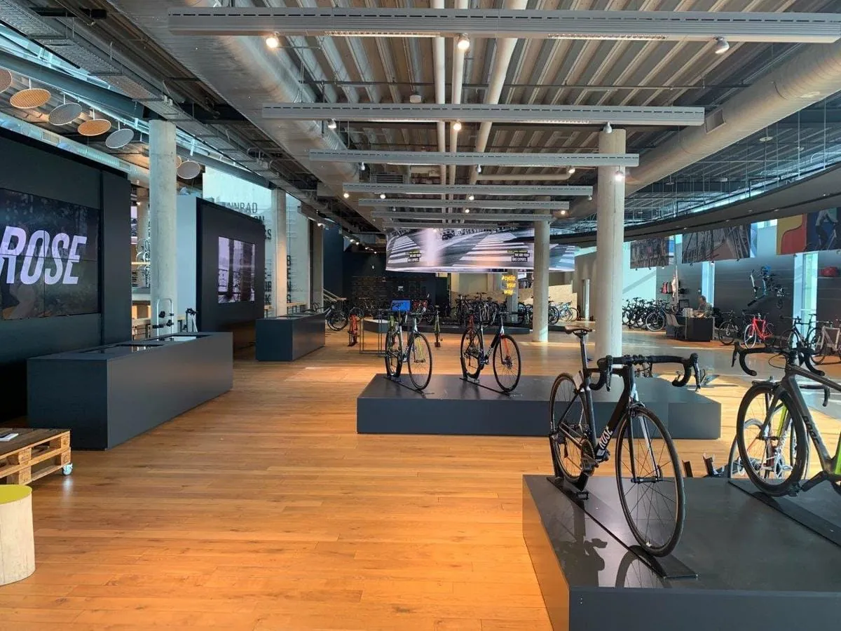 Corona-Schutz im Laden: So bereitet sich dieser Radhändler vor