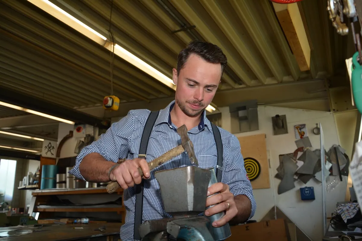 Ein sicheres Flachdach mit Rollnahtschweißung für die Teddybären von Steiff