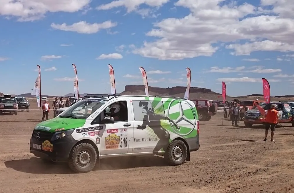 Aïcha des Gazelles: Handwerkerinnen können sich für Frauenrallye bewerben