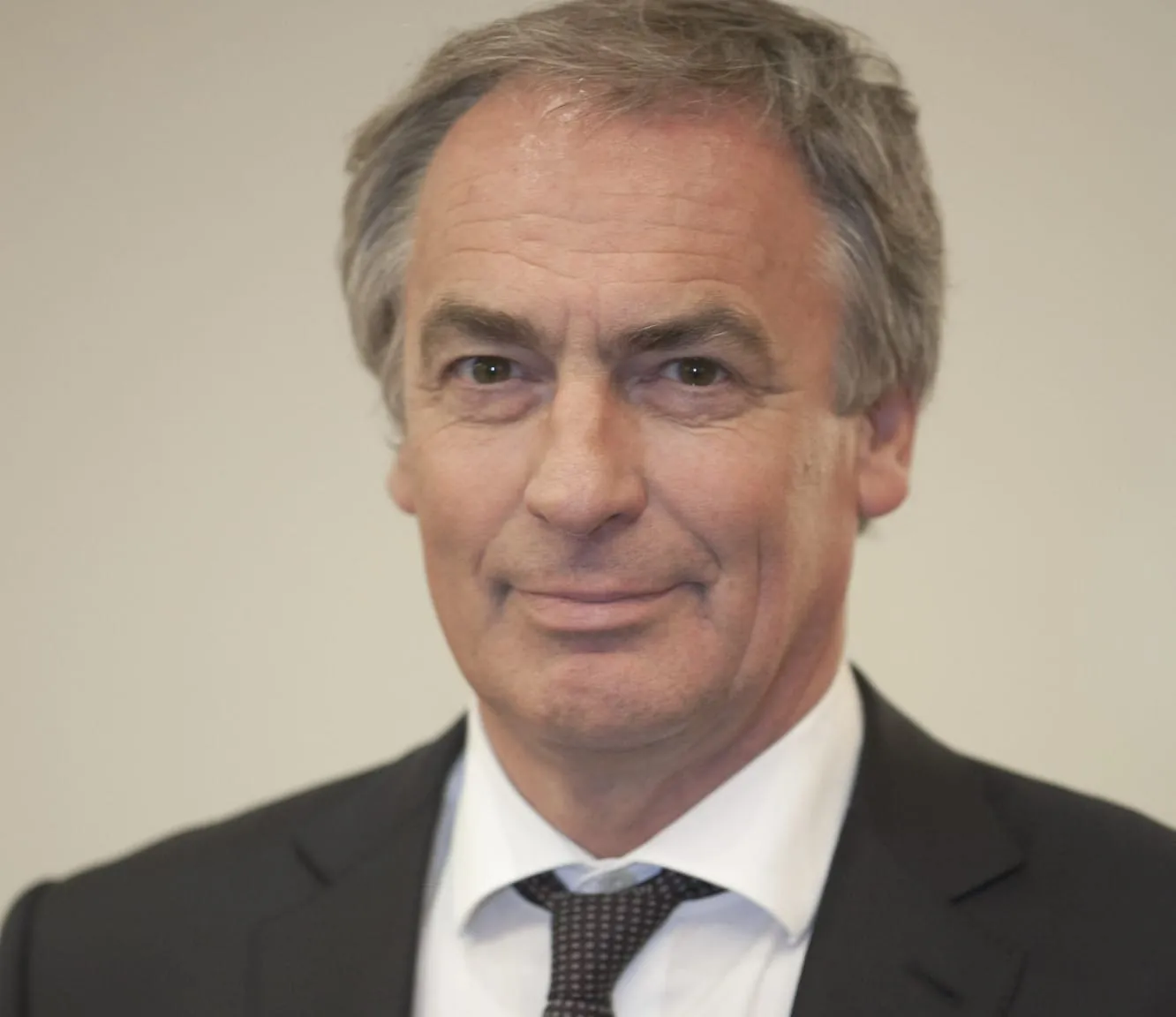 Dietrich löst Kuhnert ab