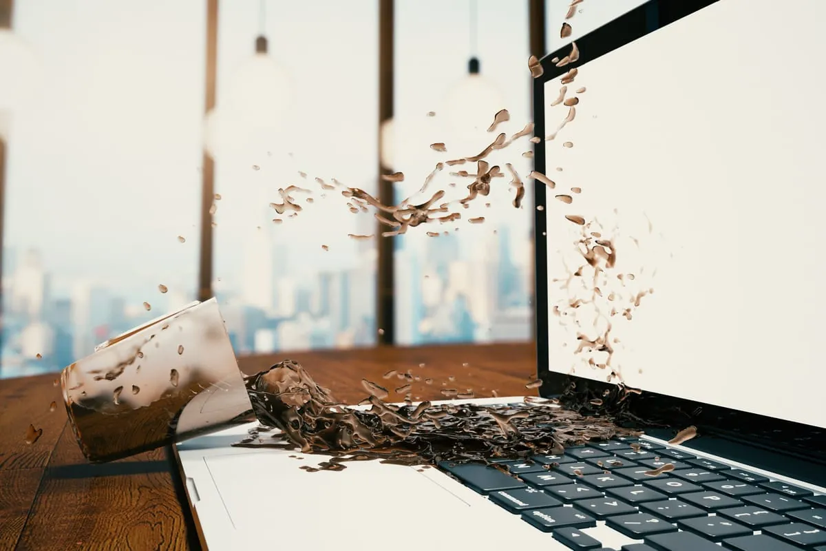 Was tun, wenn der Laptop nass wird?