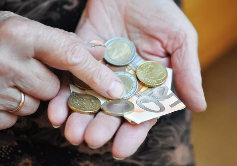 Höhere Rente 2016: 70.000 Senioren werden steuerpflichtig