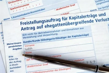 Freistellungsaufträge stellen: Damit Erträge steuerfrei bleiben