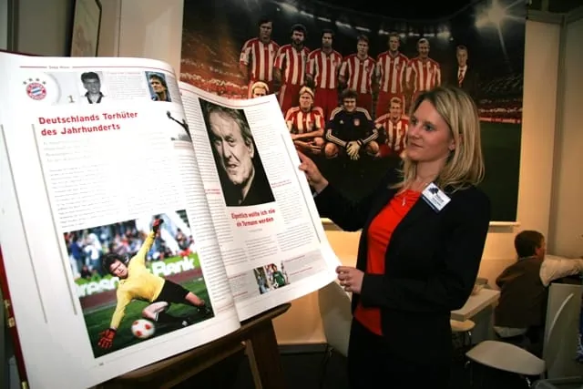 Buchbinder setzen FC Bayern in Szene