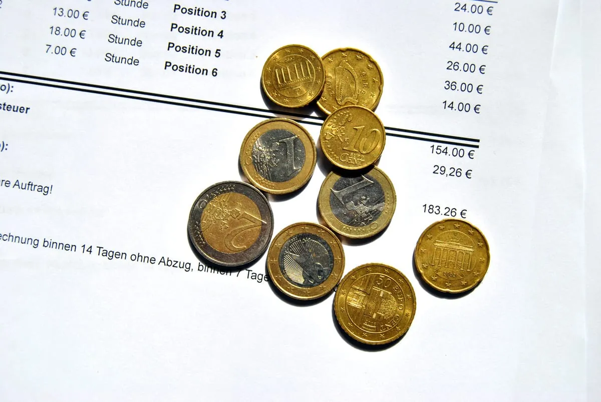 Rechnung für Handwerkerleistung: Muster für Lohn und Material