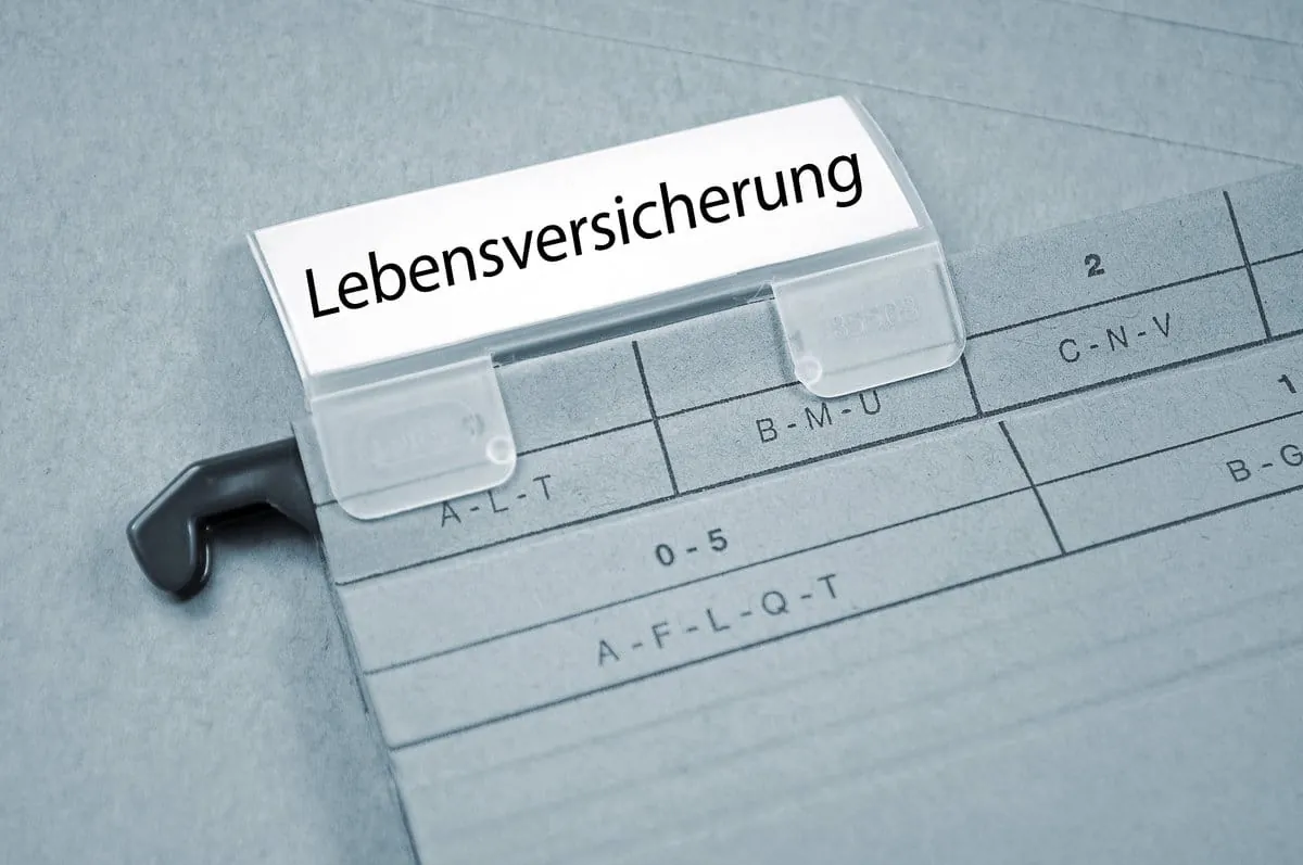 Lebensversicherungen: Konzerne denken an Verkauf