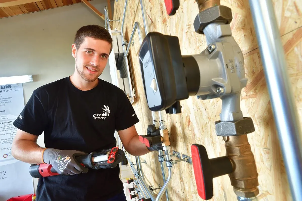 SHK-Anlagenmechaniker Lukas Heyn: Die Goldhoffnung