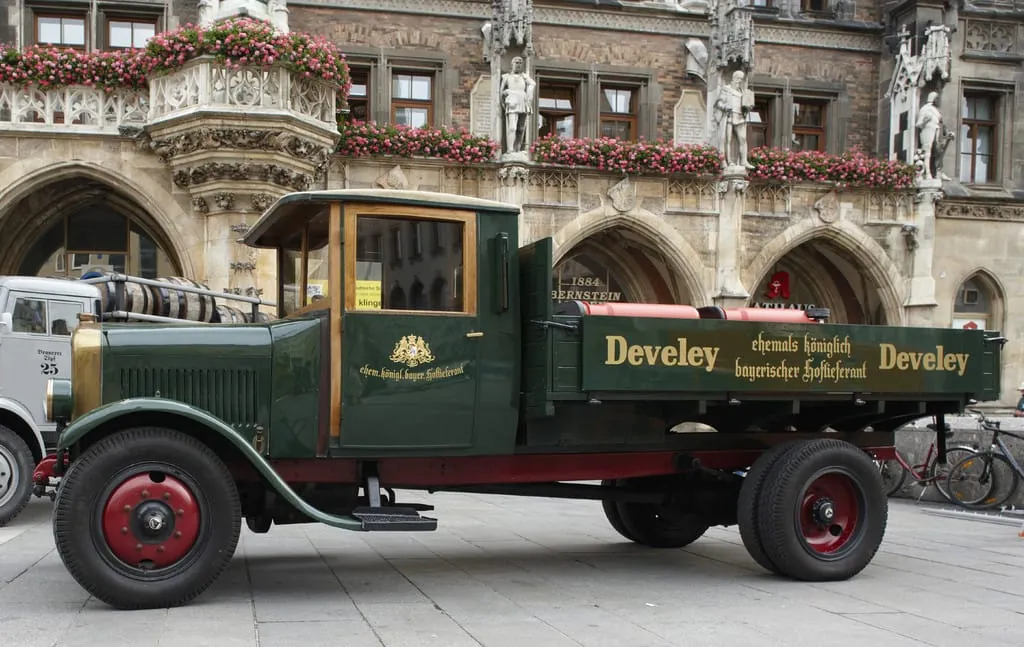 Autostadt zeigt Lkw-Klassiker