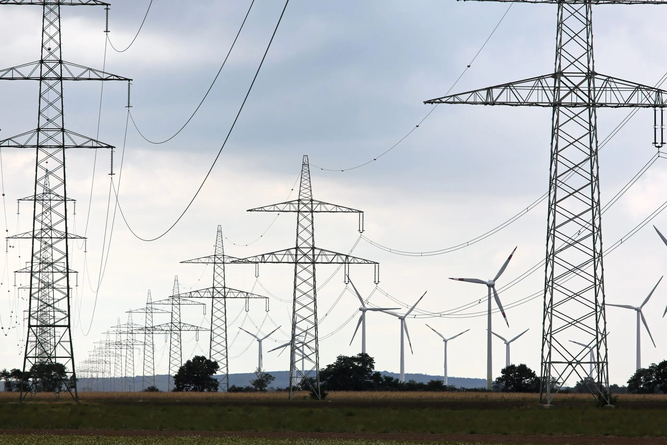 Bundesnetzagentur fährt Ausbau der Stromnetze zurück