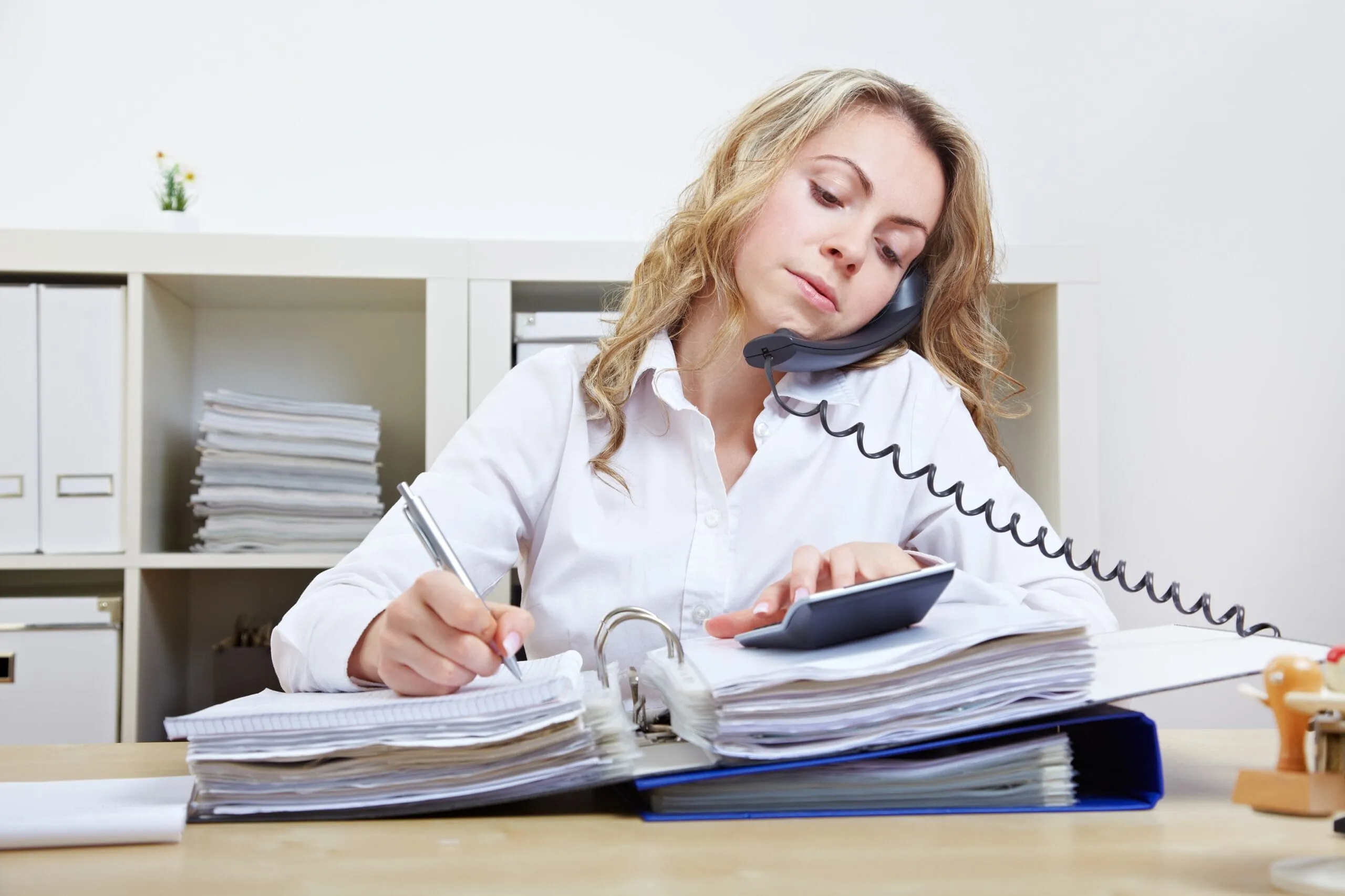 So wehren Sie sich gegen Adressbuchbetrug