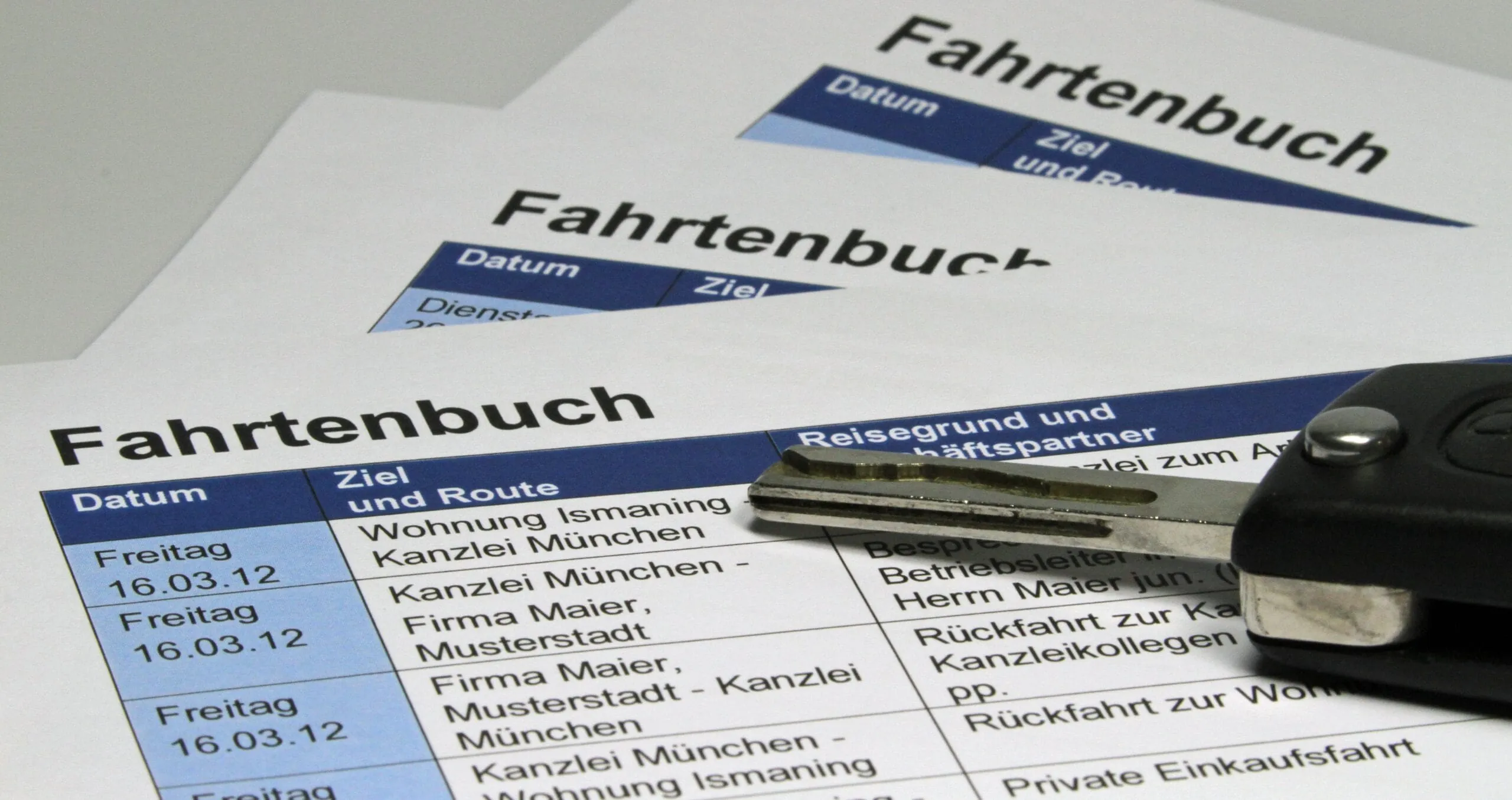 Umwege müssen im Fahrtenbuch eingetragen sein